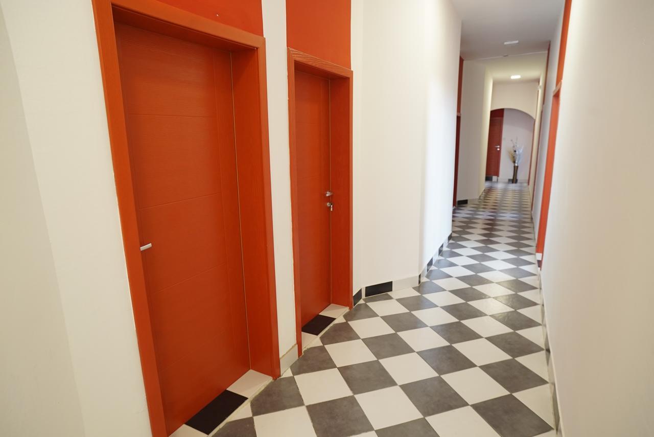 Hostel Log Inn Üsküp Dış mekan fotoğraf